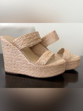 *BRAND NEW* Larroude Pamela Wedges in Natural Raffia, Size 11